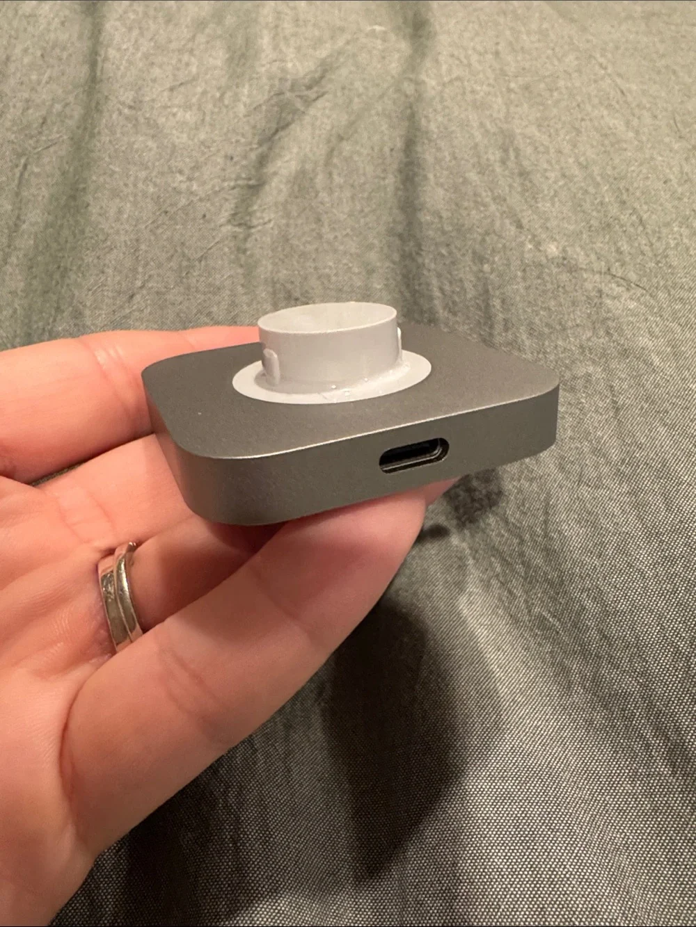 Oura Ring 4 size 10 charging dock